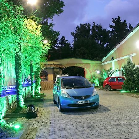 Eleon Hotel Kutaisi Eksteriør billede