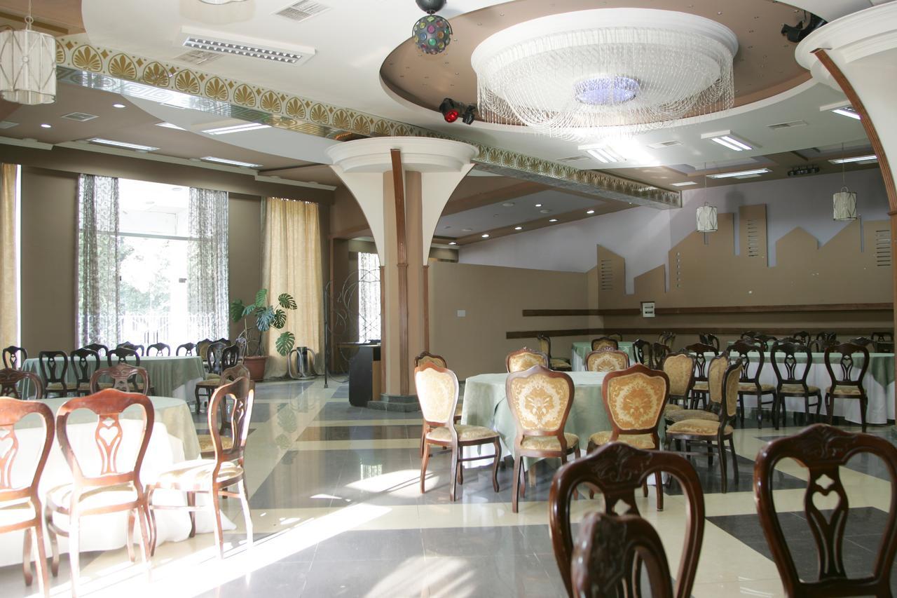 Eleon Hotel Kutaisi Eksteriør billede