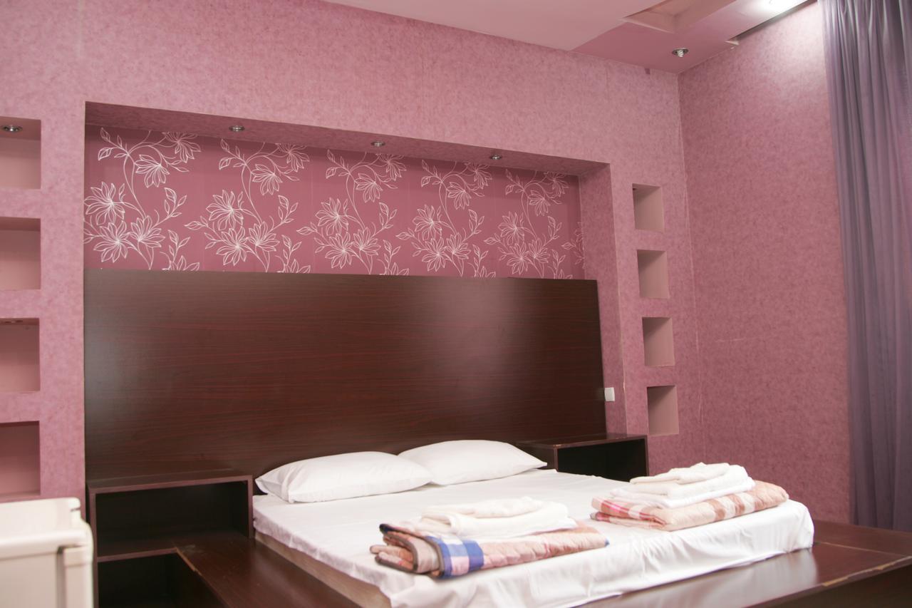 Eleon Hotel Kutaisi Eksteriør billede
